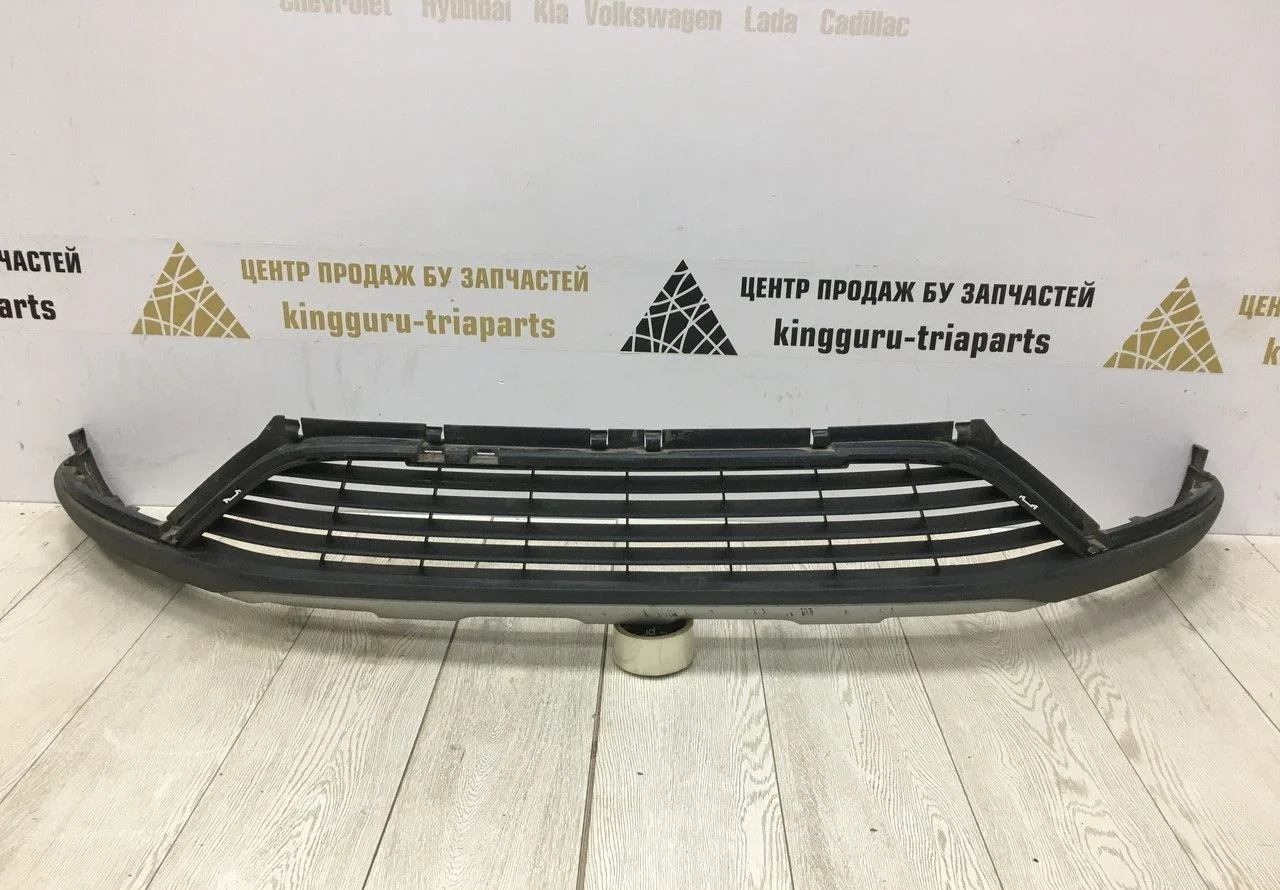 Спойлер переднего бампера Renault Arkana OEM 620261454R