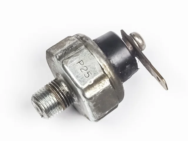 Датчик давления масла Z27A 4G15 MITSUBISHI LANCER IX CS 2003-2005, LANCER IX CS 2005-2010, COLT PLUS VI Z20 2004-2012