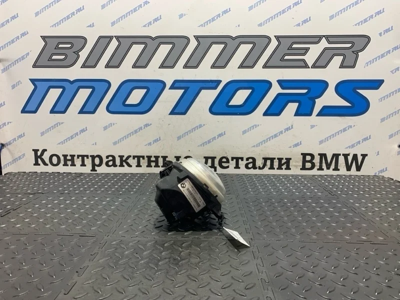 Противотуманная фара Bmw X5 2014 63177317252 F15 N63B44B, передняя правая