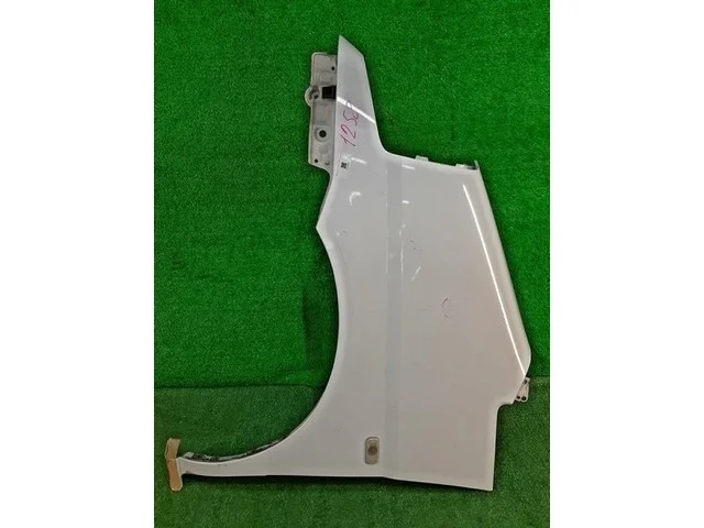 Крыло переднее левое (дефект ЛКП) C24 NISSAN SERENA II C24 1999-2001, SERENA II C24 2001-2005