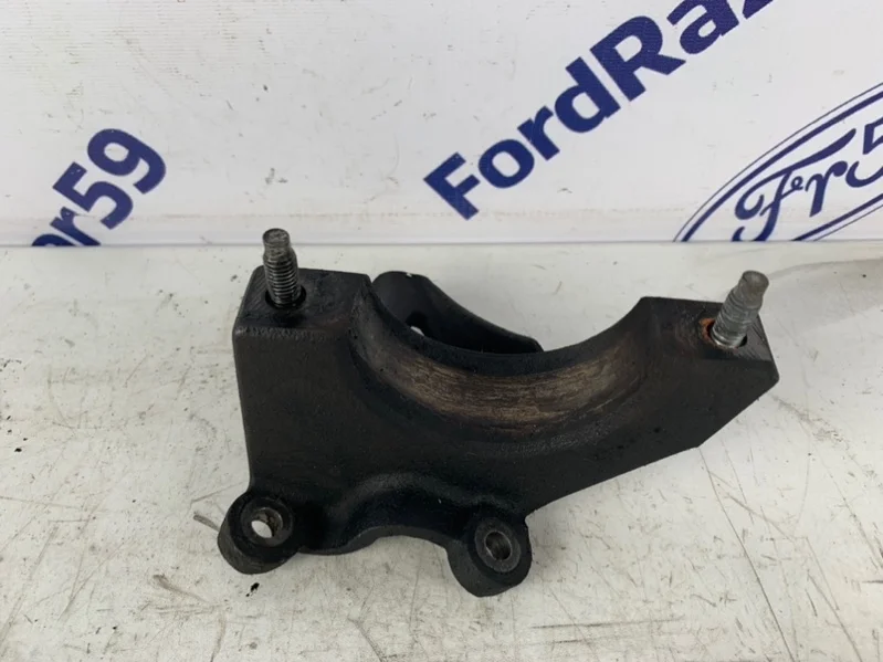 Кронштейн привода Ford Focus 2 2005-2011 1465782 CB4 1.8 TDCI