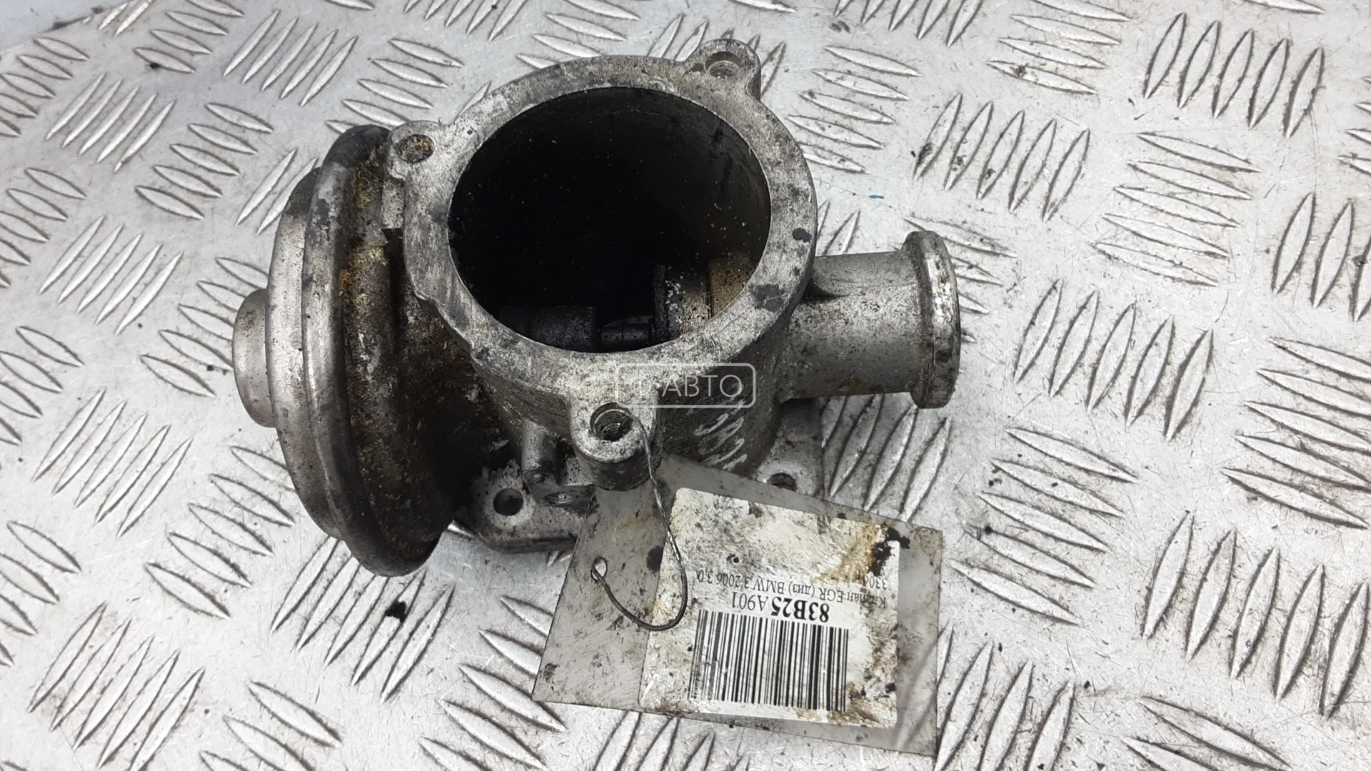 Клапан EGR дизельный BMW 3 E90/E91 3.0 11741742712,1742712,11740396414,11747810831,7810831,0396414,11742247906,YDJ100000,11747796634,70045000 АКПП