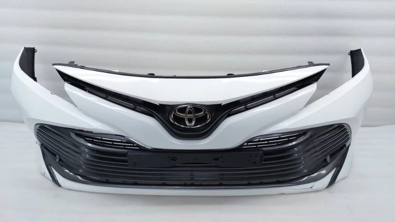 Бампер Toyota Camry 2018 70