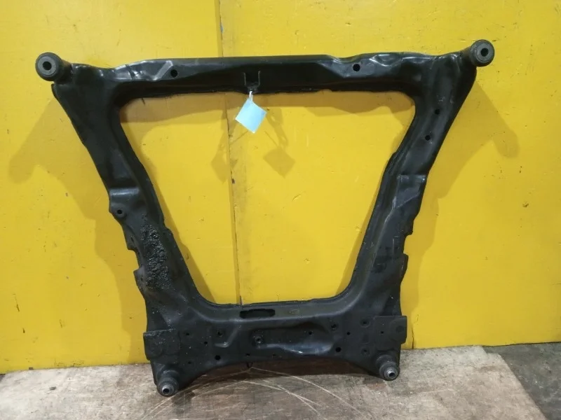 Подрамник Nissan Qashqai J10 2007-2014