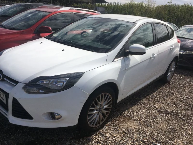 Продажа Ford Focus 1.0 (100Hp) (M2DA) FWD MT по запчастям