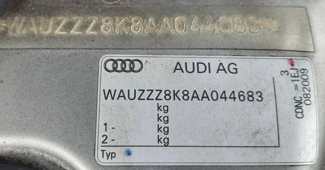 Продажа Audi A4 2.0 (211Hp) (CDNC) 4WD AT по запчастям