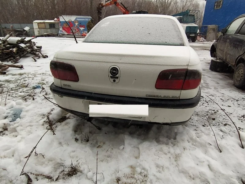 Продажа Opel Omega 2.0 (136Hp) (X20XEV) RWD AT по запчастям