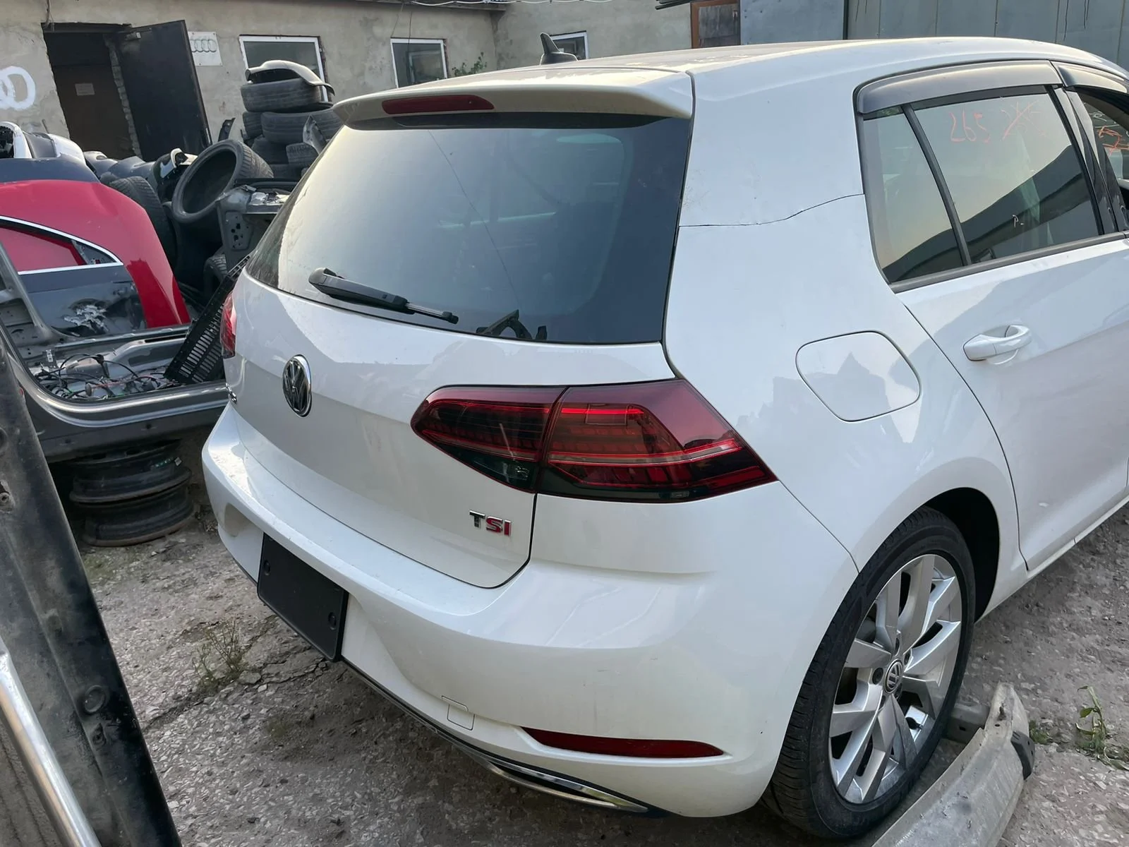 Продажа Volkswagen Golf 1.4 (125Hp) (CZCA) FWD AT по запчастям