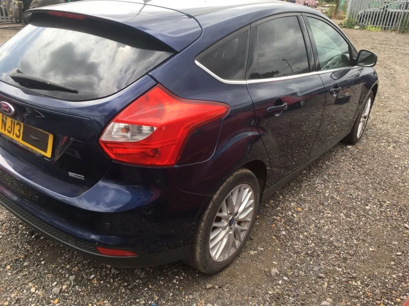 Продажа Ford Focus 1.0 (125Hp) (M1DA) FWD MT по запчастям