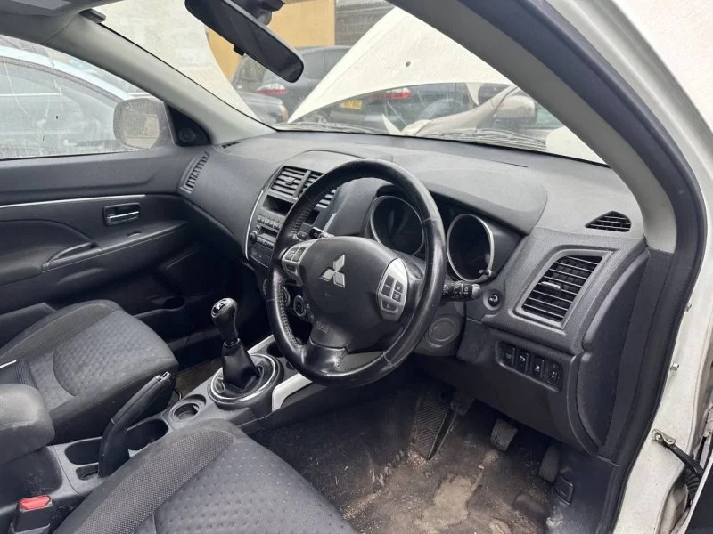 Продажа Mitsubishi ASX 1.6 (117Hp) (4A92) FWD MT по запчастям