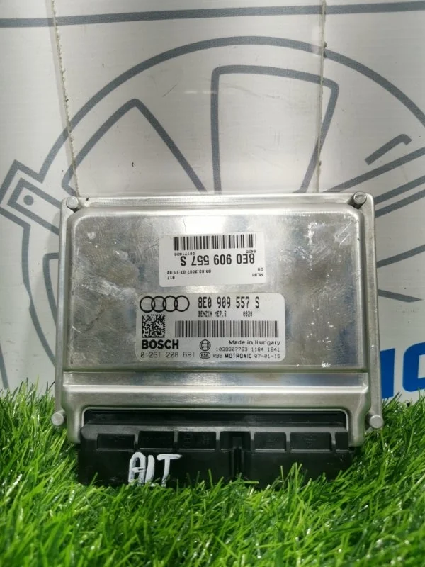 Блок управления двигателем Audi A4 A6 4F2 4F5 C6