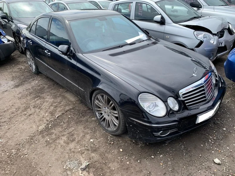 Продажа Mercedes-Benz E class 2.8 (204Hp) (112.920) RWD AT по запчастям