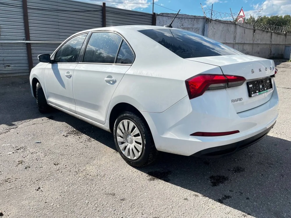 Продажа Skoda Rapid 1.6 (110Hp) (CWVA) FWD AT по запчастям