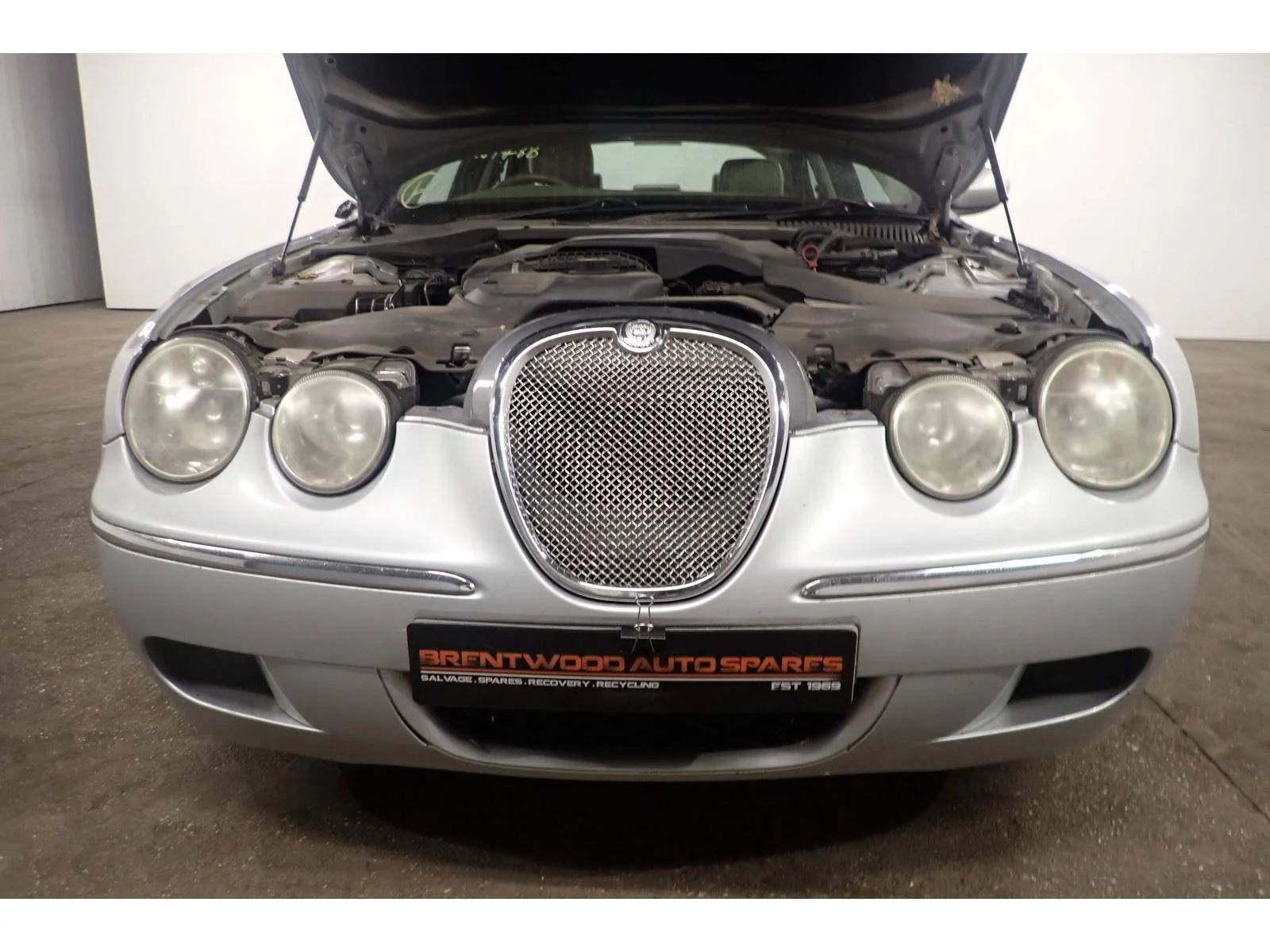 Продажа Jaguar S Type 2.7D (207Hp) (276DT (AJ-V6D)) RWD AT по запчастям