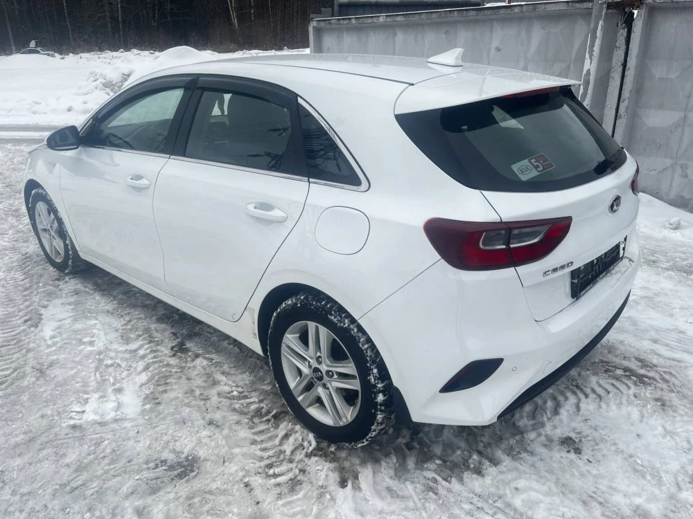 Продажа Kia Ceed 1.6 (128Hp) (G4FC) FWD AT по запчастям