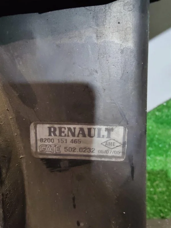 Вентилятор радиатора Renault Scenic 8200151465 2