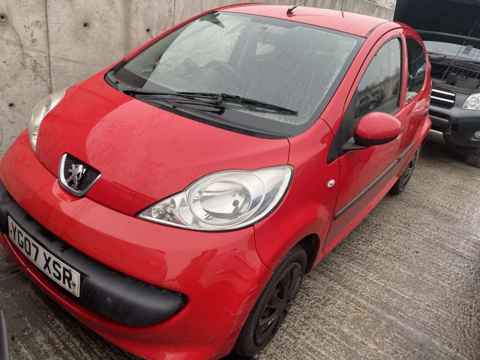 Продажа Peugeot 107 1.0 (68Hp) (1KR-FE) FWD AT по запчастям