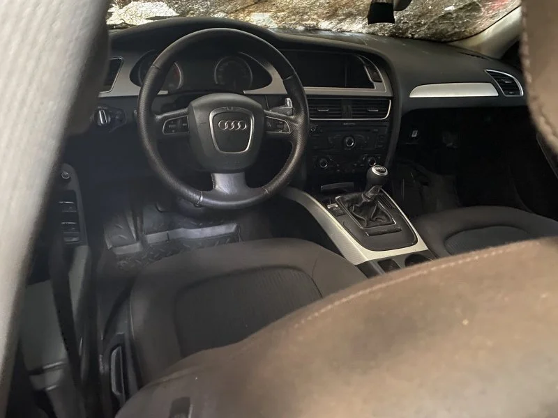 Продажа Audi A4 1.8 (120Hp) (CDHA) FWD MT по запчастям