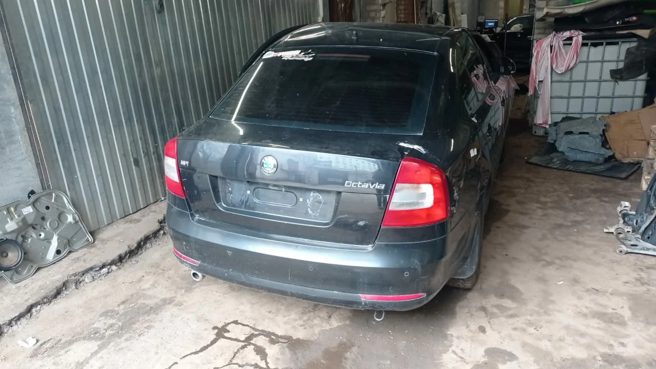 Продажа Skoda Octavia 1.6 (102Hp) (BSE) FWD AT по запчастям