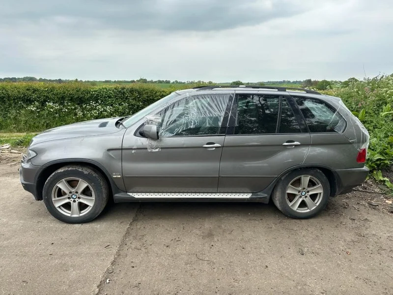 Продажа BMW X5 3.0 (222Hp) (M54B30) 4WD AT по запчастям