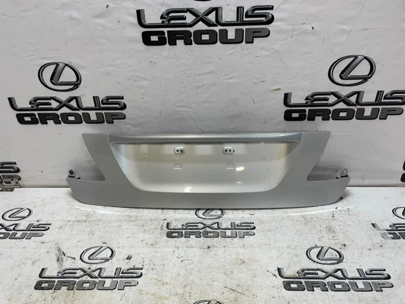 Накладка крышки багажника Lexus Ls460 USF40L