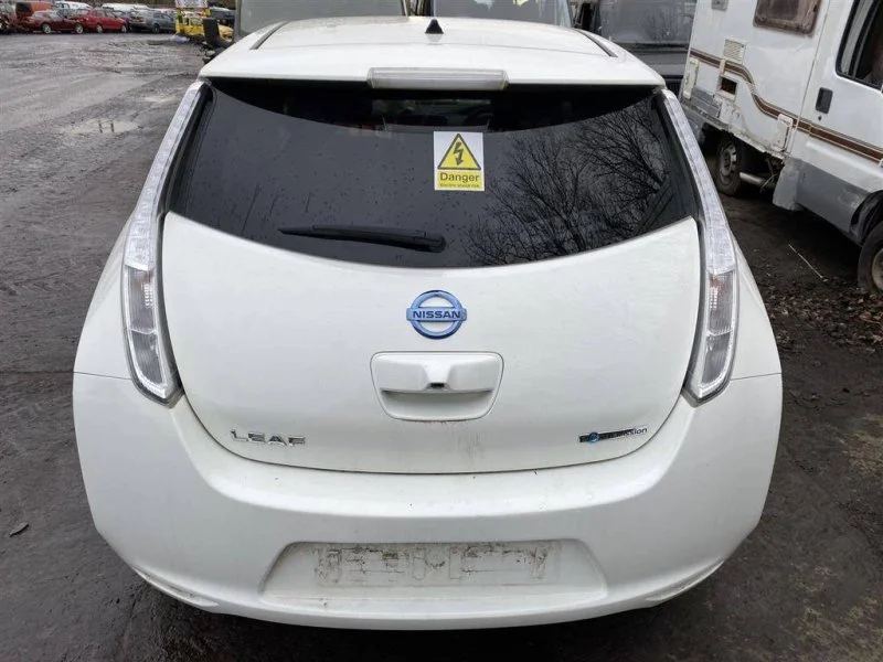 Продажа Nissan Leaf 0.0E (109Hp) (EM57) FWD RDT по запчастям