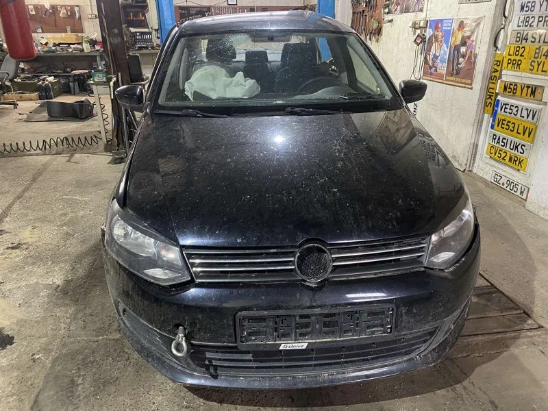 Продажа Volkswagen Polo 1.6 (105Hp) (CLSA,CFNA) FWD MT по запчастям