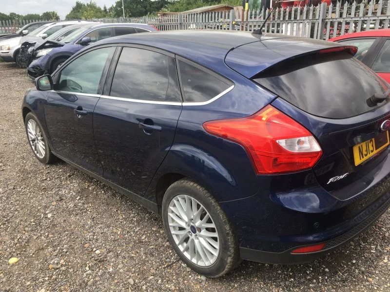 Продажа Ford Focus 1.0 (125Hp) (M1DA) FWD MT по запчастям