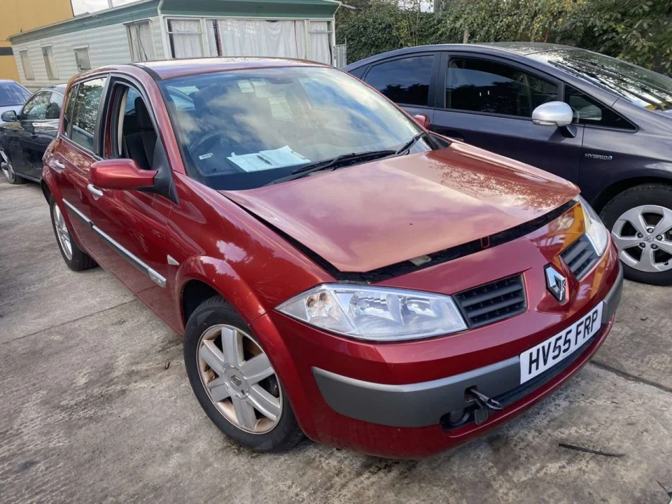 Продажа Renault Megane 1.6 (115Hp) (K4M 760) FWD MT по запчастям