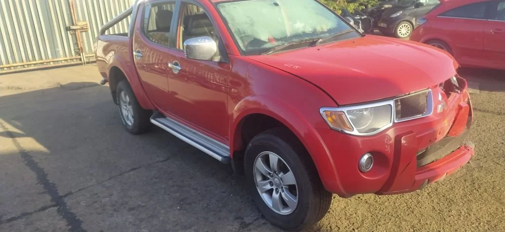 Продажа Mitsubishi L200 2.5D (136Hp) (4D56) 4WD MT по запчастям