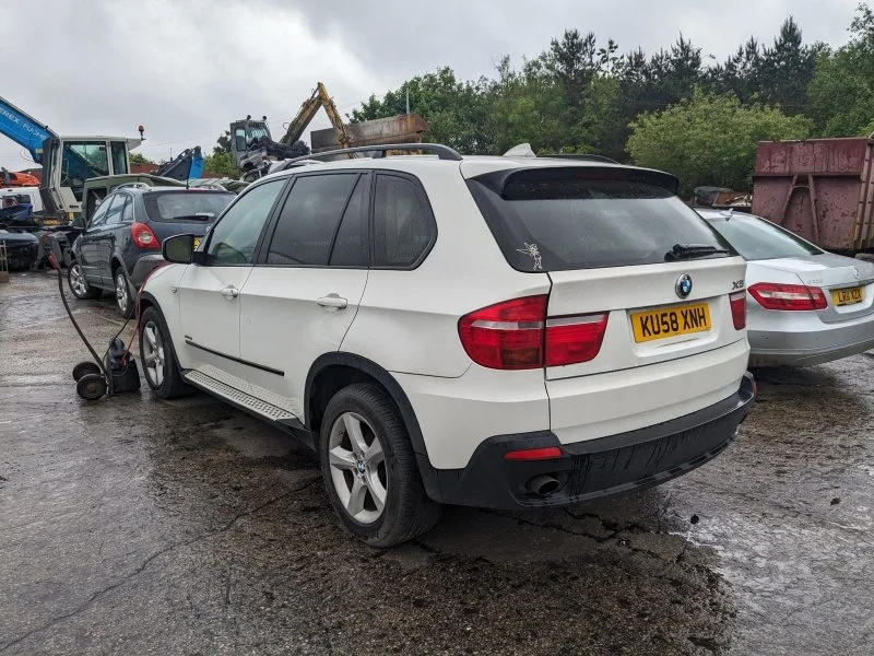 Продажа BMW X5 3.0 (272Hp) (N52B30) RWD AT по запчастям