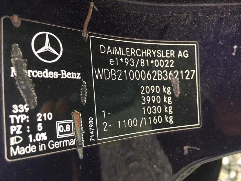 Продажа Mercedes-Benz E class 2.2D (125Hp) (611.961) RWD MT по запчастям