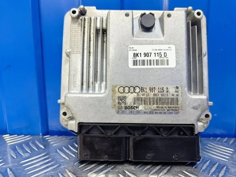 Блок управления ДВС Audi A4 2012 8K1907115M B8 1.8 CDH