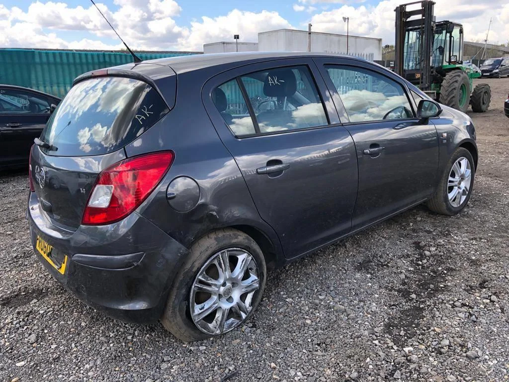 Продажа Opel Corsa 1.4 (100Hp) (A14XER) FWD AT по запчастям