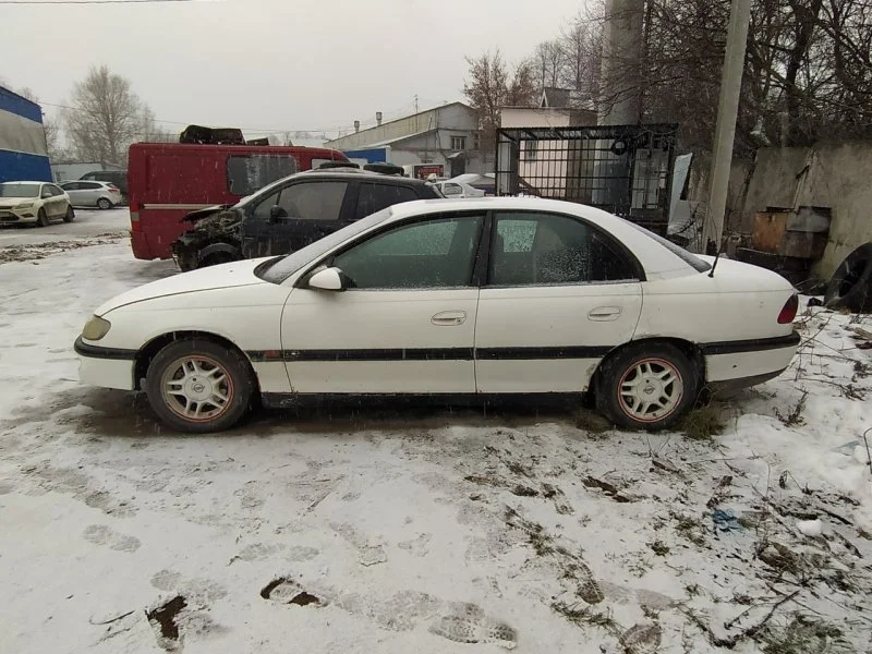 Продажа Opel Omega 2.0 (136Hp) (X20XEV) RWD AT по запчастям