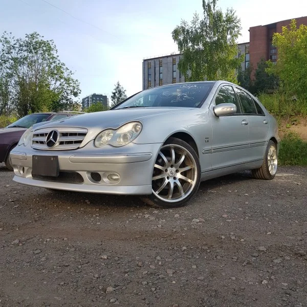 Продажа Mercedes-Benz C class 2.6 (170Hp) (112.912) RWD AT по запчастям