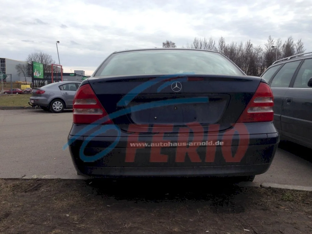 Продажа Mercedes-Benz C class 1.8 (163Hp) (271.940) RWD MT по запчастям