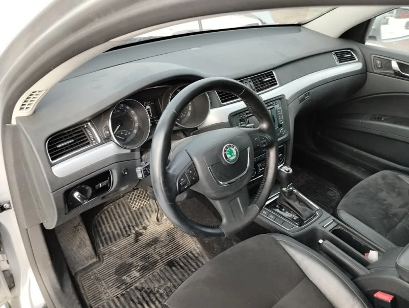 Продажа Skoda Superb 2.0D (140Hp) (CFFB) 4WD BOT по запчастям