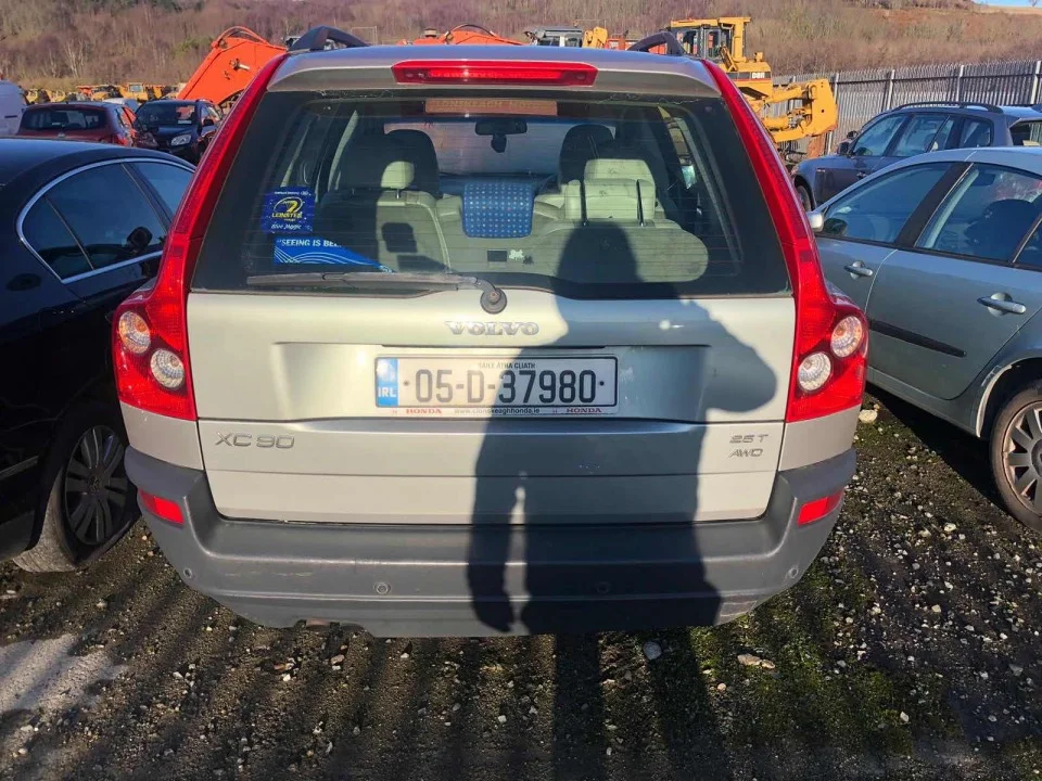 Продажа Volvo XC90 2.5 (210Hp) (B5254T2) 4WD AT по запчастям