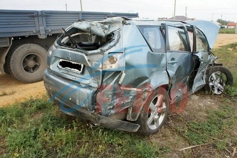 Продажа Mitsubishi Outlander XL 2.4 (170Hp) (4B12) 4WD AT по запчастям