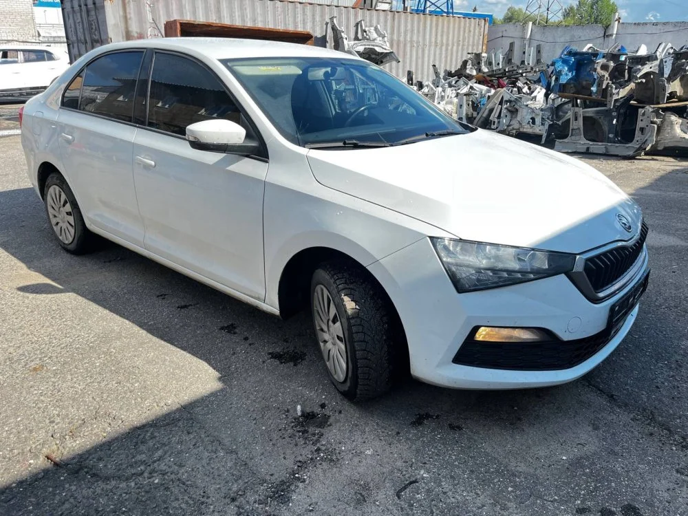 Продажа Skoda Rapid 1.6 (110Hp) (CWVA) FWD AT по запчастям