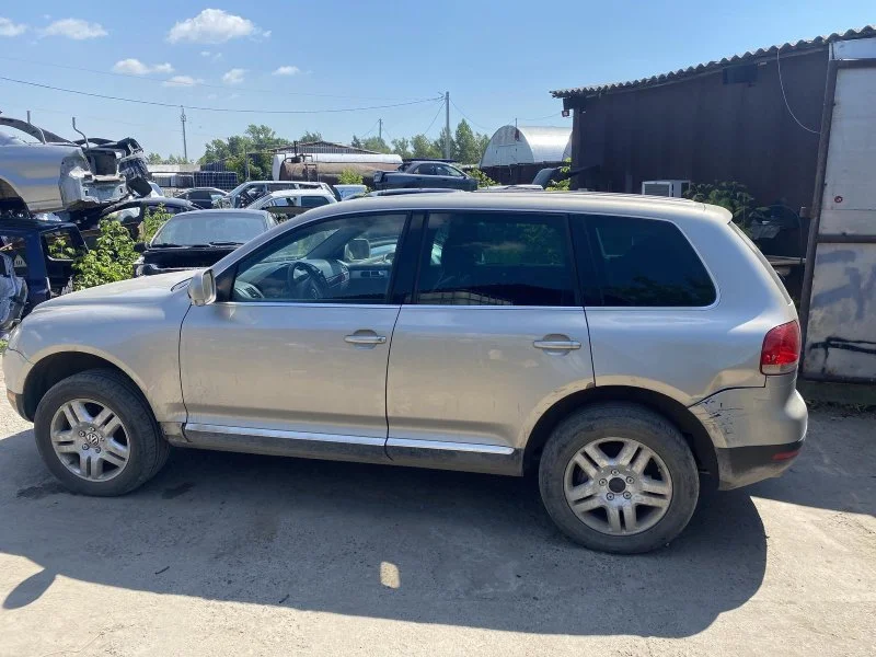 Продажа Volkswagen Touareg 3.2 (220Hp) (AZZ,BAA,BKJ,BMV,BMX) 4WD AT по запчастям