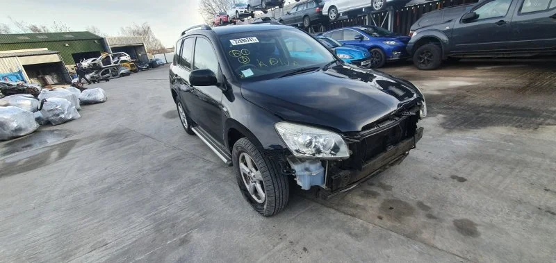 Продажа Toyota RAV4 2.0 (158Hp) (1AZ-FE) FWD MT по запчастям