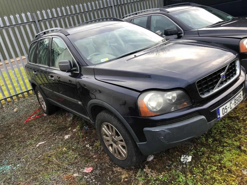 Продажа Volvo XC90 2.5 (210Hp) (B5254T2) 4WD AT по запчастям