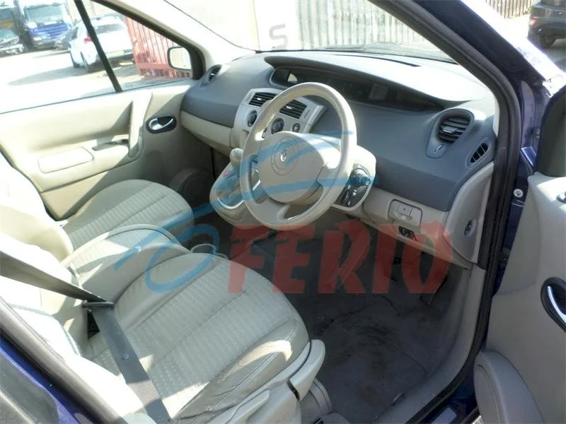 Продажа Renault Scenic 1.6 (115Hp) (K4M 813) FWD AT по запчастям