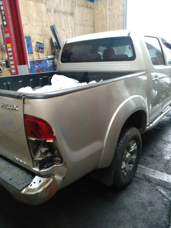 Продажа Toyota Hilux Pick Up 3.0D (171Hp) (1KD-FTV) 4WD AT по запчастям