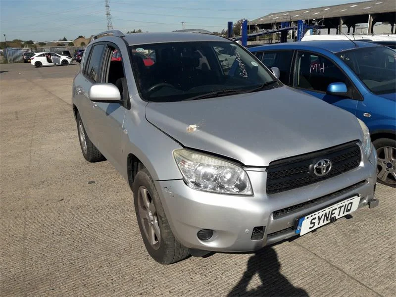 Продажа Toyota RAV4 2.0 (152Hp) (1AZ-FE) 4WD AT по запчастям