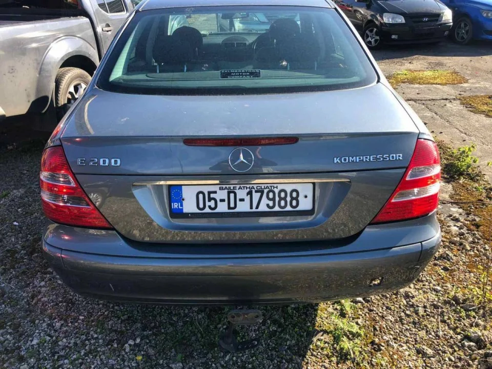 Продажа Mercedes-Benz E class 1.8 (163Hp) (271.941) RWD AT по запчастям