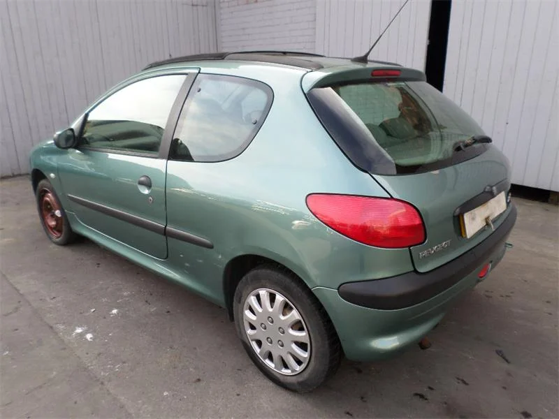 Продажа Peugeot 206 1.4 (75Hp) (TU3JP) FWD AT по запчастям