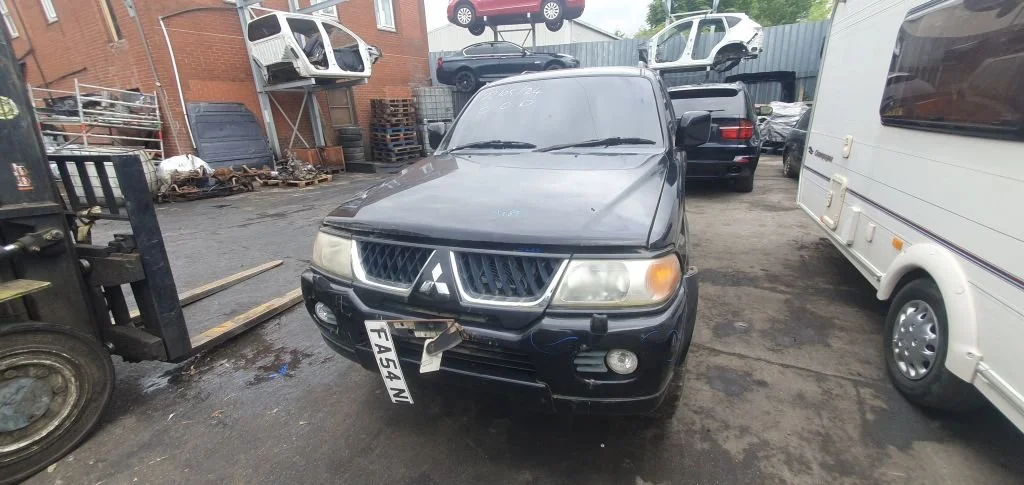 Продажа Mitsubishi Pajero Sport 3.0 (177Hp) (6G72) 4WD AT по запчастям